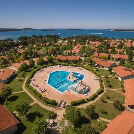 Victoria Mobilehome Bi Village Camping