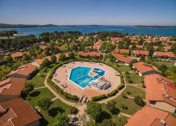 Victoria Mobilehome Bi Village Camping